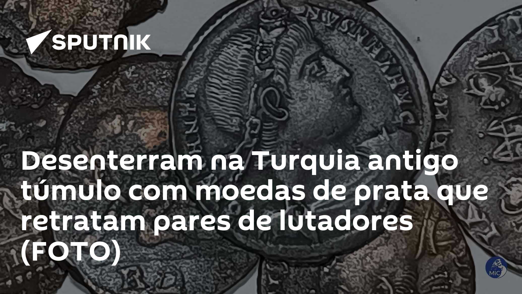 Desenterram na Turquia antigo túmulo com moedas de prata que retratam pares de lutadores (FOTO)