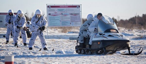Soldados russos no Ártico - Sputnik Brasil