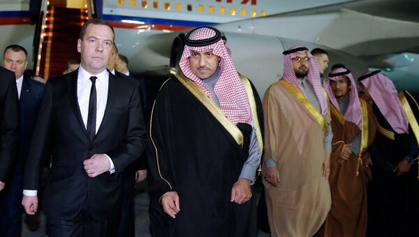 Medvedev na Arábia Saudita - Sputnik Brasil