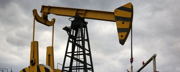 Extração de petróleo em Krasnodar, Rússia - Sputnik Brasil