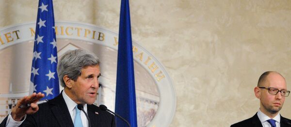 Secretário de Estado dos EUA John Kerry visita Kiev - Sputnik Brasil