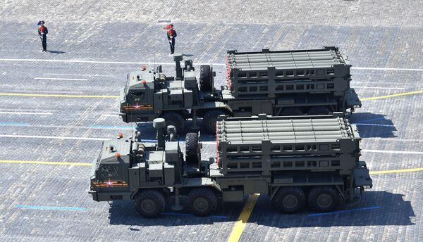 Assassinos de mísseis: sistemas de defesa antiaérea russos S-350 Vityaz entram em serviço neste ano - Sputnik Brasil