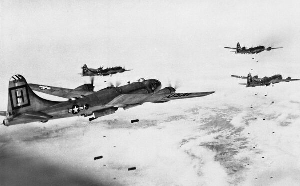 Bombardeiro soviético M-4 'causou calafrios' na inteligência dos EUA - Sputnik Brasil