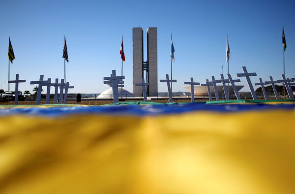 'Bolsonaro é a crise': CUT e movimentos de esquerda entram com impeachment do presidente - Sputnik Brasil