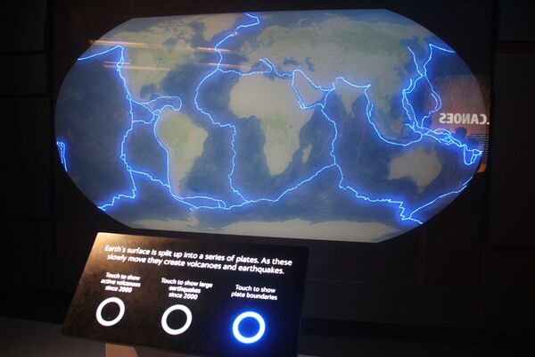 Cientistas revelam misterioso fenômeno que pode ser causador do crescimento do oceano Atlântico Cientistas revelam misterioso fenômeno que pode ser causador do crescimento do oceano Atlântico - Sputnik Brasil