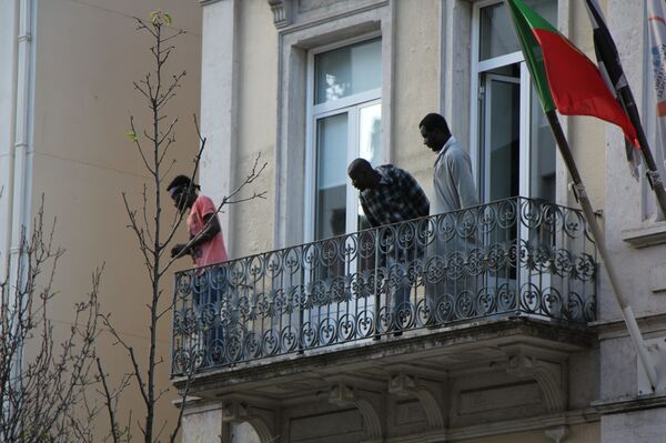 Fome e vacina podem gerar nova onda de migração no mundo pós-COVID, alerta chefe da Cruz Vermelha - Sputnik Brasil