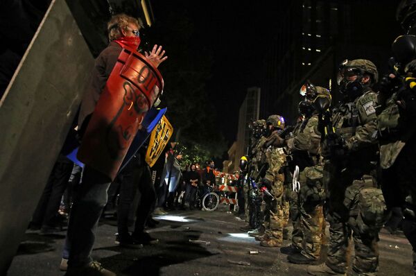 Manhã com Sputnik Brasil: destaques desta segunda-feira, 27 de julho - Sputnik Brasil