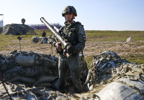 'Cúpula sobre as tropas': lança-mísseis portátil russo poderá atingir alvos invisíveis ao operador - Sputnik Brasil