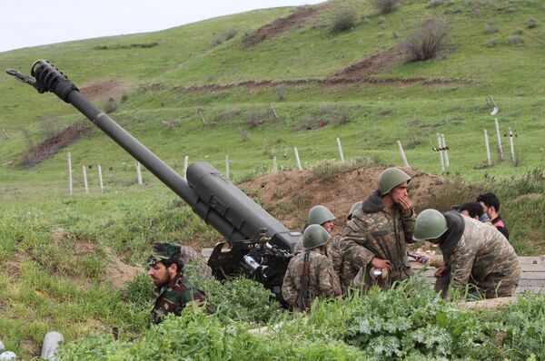 Qual a razão da escalada do conflito entre Armênia e Azerbaijão? Qual a razão da escalada do conflito entre Armênia e Azerbaijão? - Sputnik Brasil