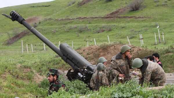 Soldados armênios na região do Região de Nagorno-Karabakh, em 5 de abril de 2016 - Sputnik Brasil