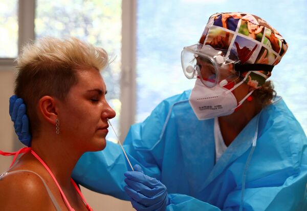 Quais países já estão na 2ª onda da epidemia de COVID-19? - Sputnik Brasil