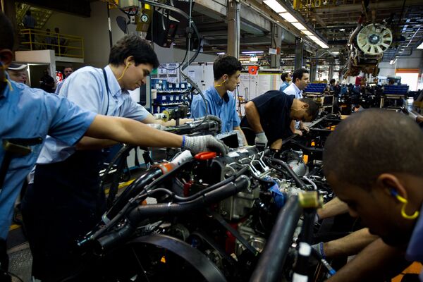 Como o Brasil pode reverter o caminho da desindustrialização? Como o Brasil pode reverter o caminho da desindustrialização? - Sputnik Brasil