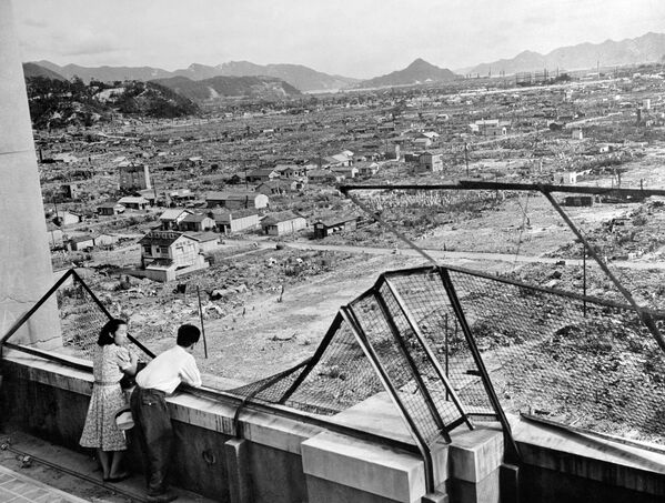 Vista da destruição de Hiroshima após bombardeio atômico na cidade japonesa - Sputnik Brasil