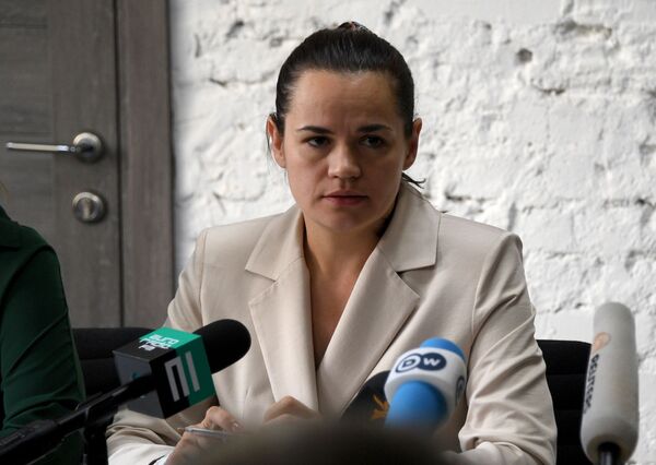 Líder opositora da Bielorrússia recebe prêmio da União Europeia - Sputnik Brasil