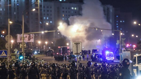 Protestos em Minsk - Sputnik Brasil