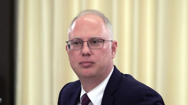 Diretor-geral do RFPI, Kirill Dmitriev, durante encontro entre investidores e o presidente Vladimir Putin, em 11 de março de 2020 - Sputnik Brasil