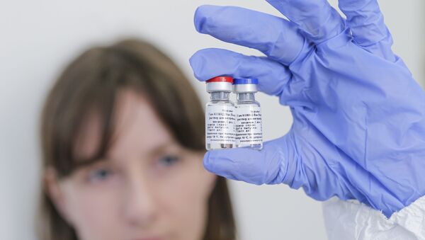 Produção da primeira vacina do mundo contra COVID-19 na Rússia. - Sputnik Brasil