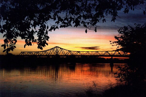 Encontro de terra e mar: como Rússia e Brasil podem virar parceiros no setor de petróleo e gás?  - Sputnik Brasil