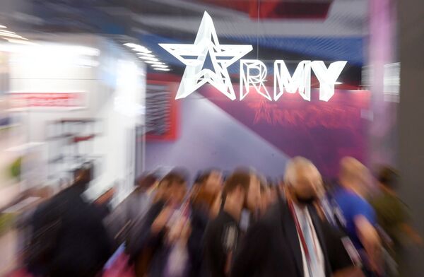 EXÉRCITO 2020: startup de criptografia brasileira faz sua estreia internacional na Rússia   - Sputnik Brasil