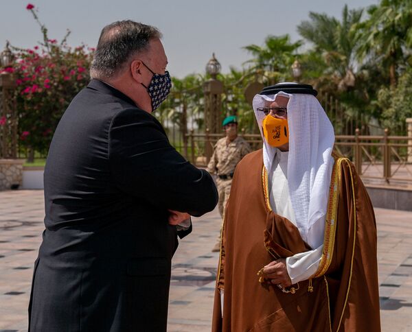 Parceria estratégica Irã-China seria prego final no caixão da política de 'pressão máxima' dos EUA? Parceria estratégica Irã-China seria prego final no caixão da política de 'pressão máxima' dos EUA? - Sputnik Brasil