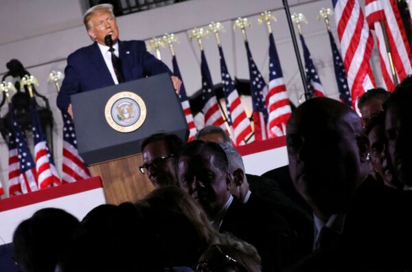 Biden culpa polícia pela violência, diz Trump - Sputnik Brasil