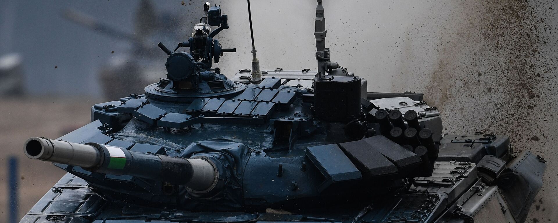Tanque T-72 da equipe do Uzbequistão durante os Jogos Internacionais do Exército 2020 - Sputnik Brasil, 1920, 23.07.2025