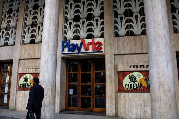 Cenário 'caótico': como políticas públicas podem salvar setor cultural da tragédia no Brasil? Cenário 'caótico': como políticas públicas podem salvar setor cultural da tragédia no Brasil? - Sputnik Brasil