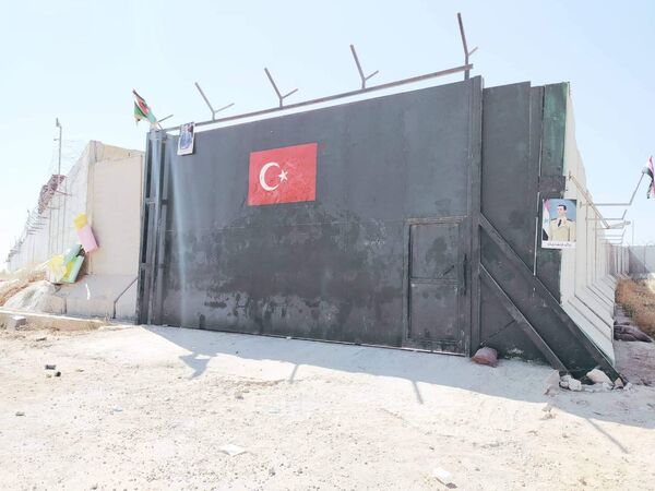 Erdogan ameaça lançar nova operação no norte da Síria se unidades curdas permanecerem Erdogan ameaça lançar nova operação no norte da Síria se unidades curdas permanecerem - Sputnik Brasil