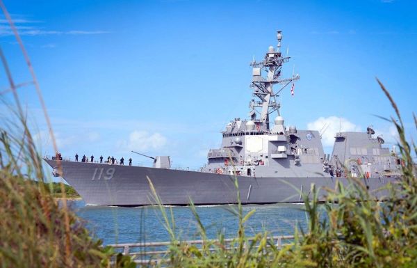 Marinha dos EUA adota míssil naval SM-6 como nova arma lançada do solo Marinha dos EUA adota míssil naval SM-6 como nova arma lançada do solo - Sputnik Brasil