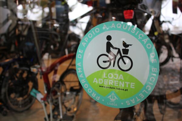 Com foco em sustentabilidade para o pós-pandemia, Lisboa patrocina moradores na compra de bicicletas - Sputnik Brasil
