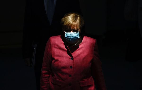 COVID-19 na Alemanha está pior que no início da pandemia, diz Merkel - Sputnik Brasil