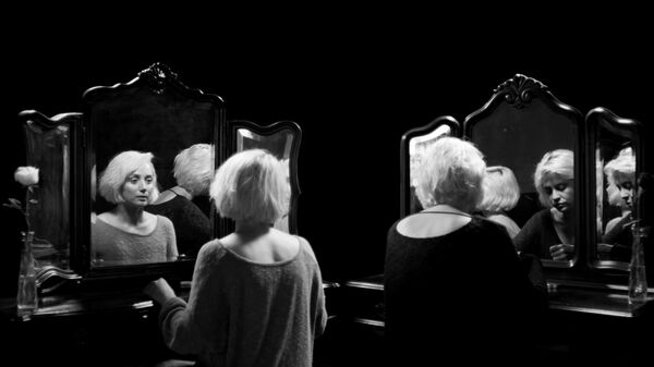 'Aos Pedaços': filme de Ruy Guerra é destaque no Festival de Cinema do BRICS em Moscou - Sputnik Brasil