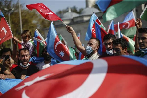 Quais os interesses da Turquia no conflito de Nagorno-Karabakh? Quais os interesses da Turquia no conflito de Nagorno-Karabakh? - Sputnik Brasil