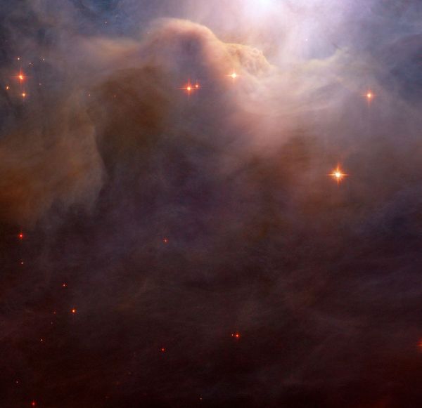 Com pétalas brilhantes de 6 anos-luz, nebulosa única é flagrada por Hubble (FOTO) Com pétalas brilhantes de 6 anos-luz, nebulosa única é flagrada por Hubble (FOTO) - Sputnik Brasil