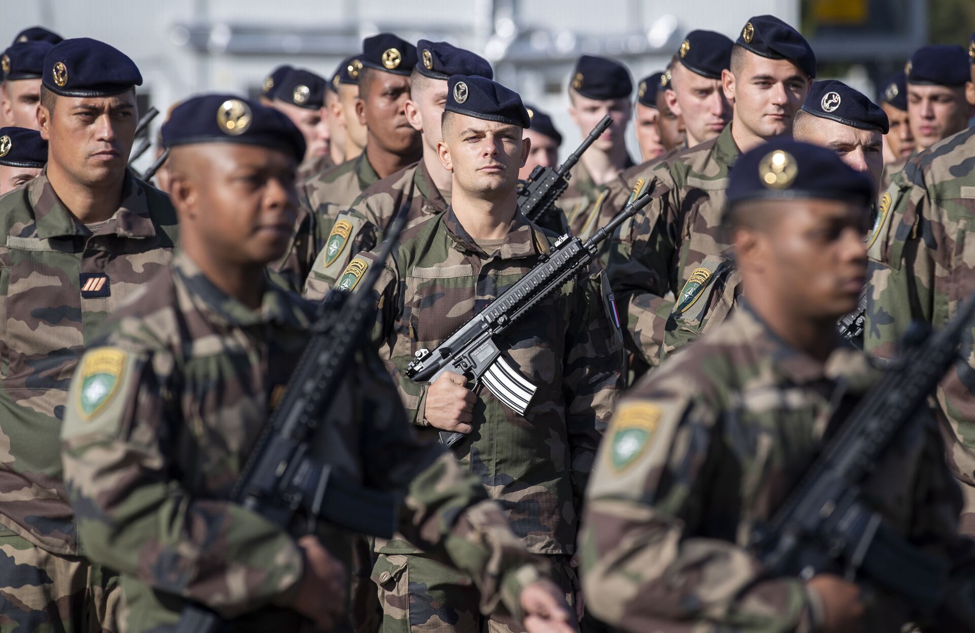 Soldados da França integrando tropas da OTAN - Sputnik Brasil, 1920, 09.11.2021