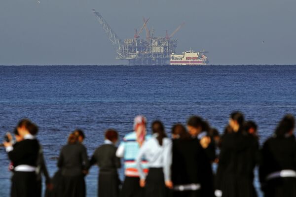 Petróleo e gás fomentam negociações históricas entre rivais Líbano e Israel Petróleo e gás fomentam negociações históricas entre rivais Líbano e Israel - Sputnik Brasil