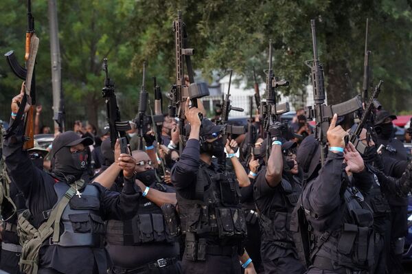 'Olho por olho, dente por dente': conheça a NFAC, milícia negra que está sacudindo os EUA - Sputnik Brasil