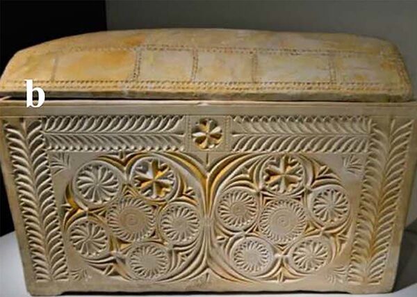 Estudo diz que 'pregos usados para crucificar Jesus' são autênticos por conterem osso e madeira - Sputnik Brasil