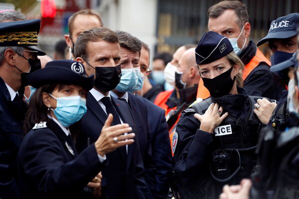 Brasileira morta em atentado terrorista em Nice deve ser enterrada na França, diz parente da vítima Brasileira morta em atentado terrorista em Nice deve ser enterrada na França, diz parente da vítima - Sputnik Brasil