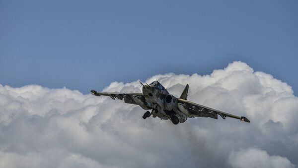 Caça de assalto Su-25 da Força Aérea da Armênia (imagem de arquivo) - Sputnik Brasil