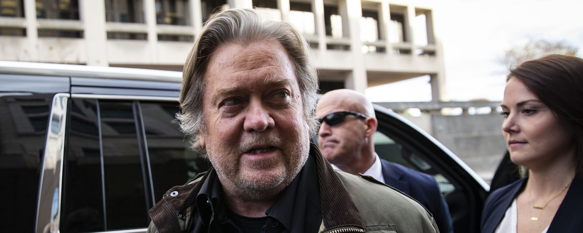 Bannon é banido pelo Twitter após incitar violência - Sputnik Brasil, 1920, 06.11.2020