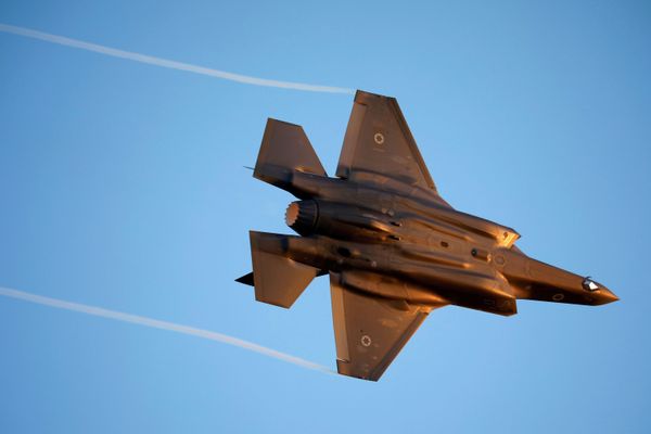 Caso Grécia compre caças F-35, Turquia usaria contra eles S-400, segundo especialista Caso Grécia compre caças F-35, Turquia usaria contra eles S-400, segundo especialista - Sputnik Brasil