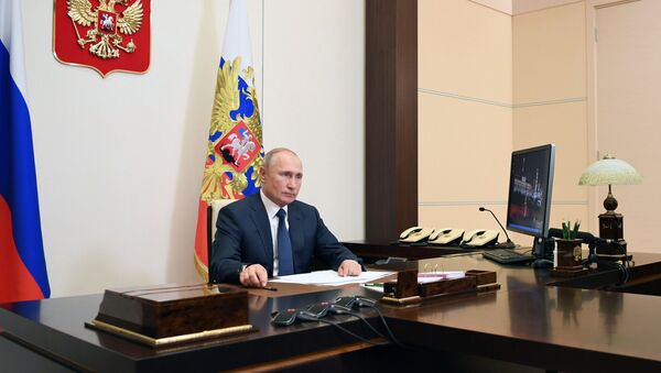 Presidente russo, Vladimir Putin, durante anúncio de cessar-fogo em Nagorno-Karabakh, 9 de novembro de 2020  - Sputnik Brasil