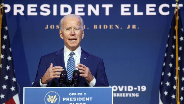 Candidato à presidência dos EUA, Joe Biden, durante coletiva de imprensa sobre a pandemia de COVID-19, em Wilmington, Delaware, Estados Unidos, 9 de novembro de 2020 - Sputnik Brasil