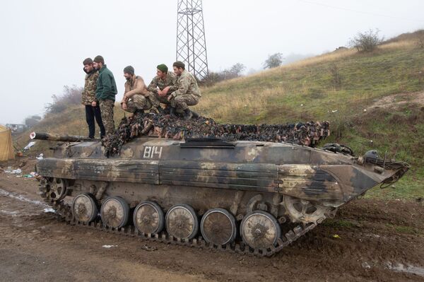 Putin diz que aqueles que buscam minar acordo de paz em Nagorno-Karabakh terão 'sangue nas mãos' - Sputnik Brasil