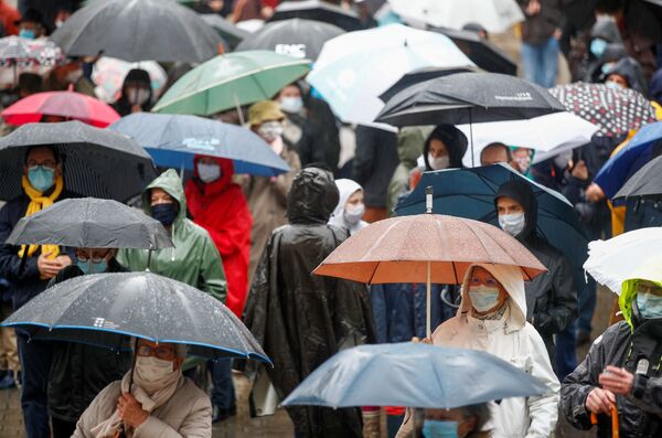 OMS: 'Apenas 4 países são responsáveis por 70% dos casos e mortes por COVID-19' - Sputnik Brasil