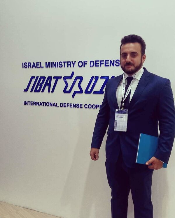 'Atos foram feitos com celular de 50 €', diz hacker português que reivindica ataques ao TSE - Sputnik Brasil