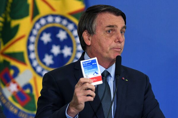 Procuradores pedem que Aras denuncie Bolsonaro por crimes na pandemia: 'O caso é de dolo' - Sputnik Brasil