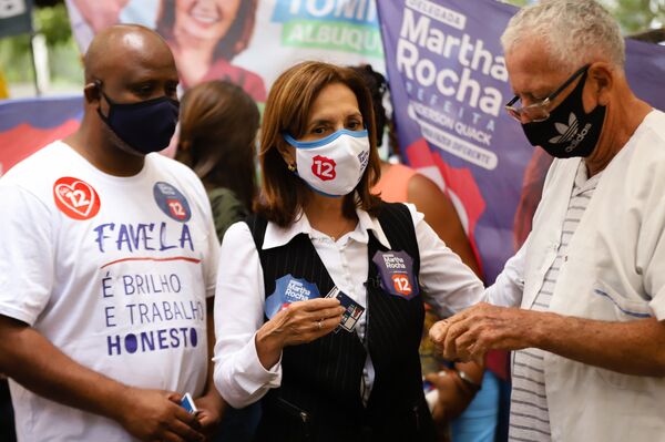 Analista: rejeição a militares pode crescer com desgaste do governo Bolsonaro - Sputnik Brasil