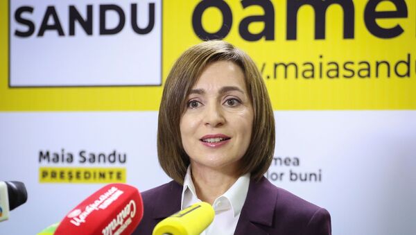 Maia Sandu, vencedora do segundo turno das eleições presidenciais, em entrevista coletiva em Chisinau - Sputnik Brasil